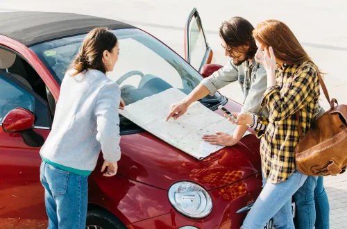 Alquilar un auto en Italia con pasaporte europeo es más fácil de lo que imaginas. Requisitos, costos y tips para ahorrar. ¡Conduce sin límites!