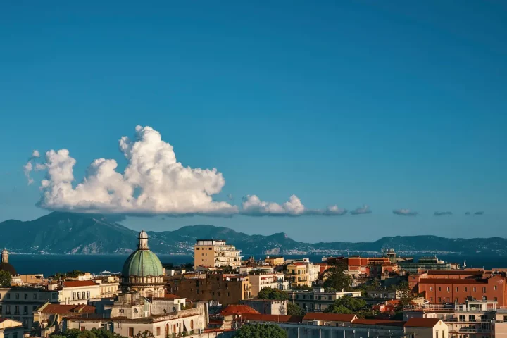 como obtener la ciudadania italiana rápido: Foto de Nápoles, Italia.