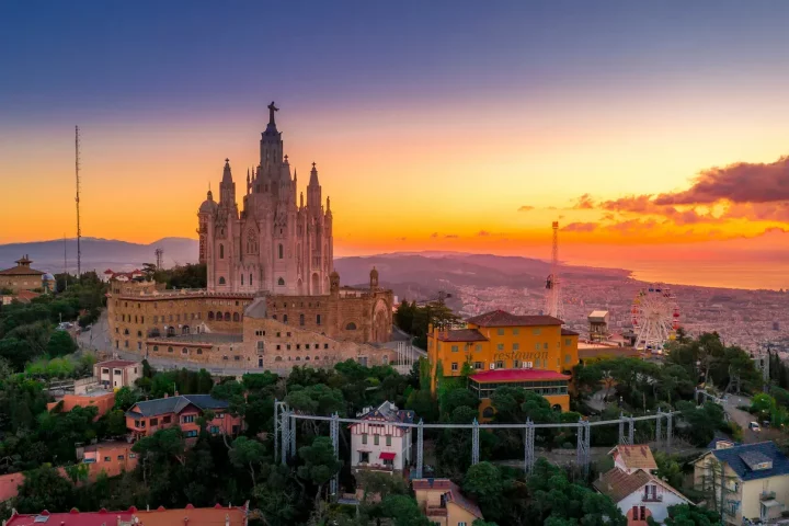 consulados de Italia en España: foto del Parc d'Atraccions Tibidabo