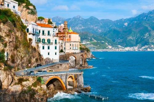 Descubre la costa amalfitana: pueblos, gastronomía y rutas. Guía completa para planificar tu viaje por la joya del Tirreno en Italia