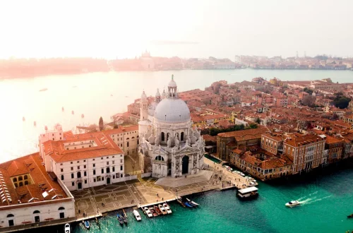 Doble ciudadania italiana: Foto aérea de la ciudad de Venecia, Italia