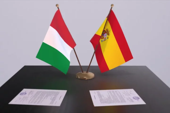 Puedo tener nacionalidad española e italiana?