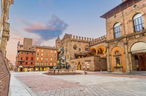 Descubre las universidades más antiguas de Italia, su historia y legado. Conoce cómo influyeron en el sistema educativo moderno europeo.